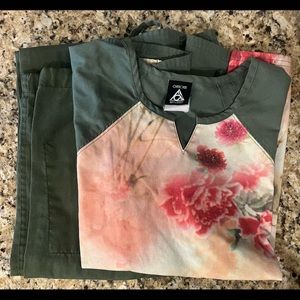 Cherokee Top/Landau Pant, XS Top, XSP Petite Pant, Multi-colored/Olive Green